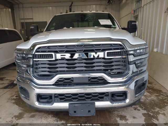 44437776 :رقم المزاد ، 3C63R3CL6SG513320 vin ، 2025 Ram 3500 Tradesman  4x4 6'4 Box مزاد بيع
