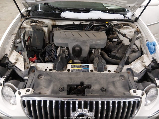 44437819 :رقم المزاد ، 2G4WD582381205678 vin ، 2008 Buick Lacrosse Cxl مزاد بيع