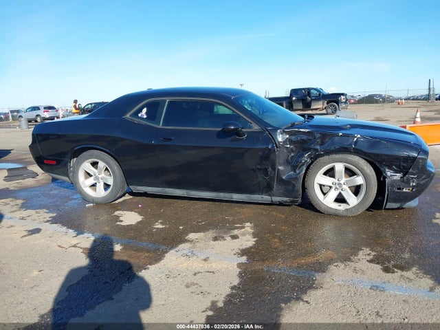 2C3CDYAG0EH204008 Dodge Challenger Sxt