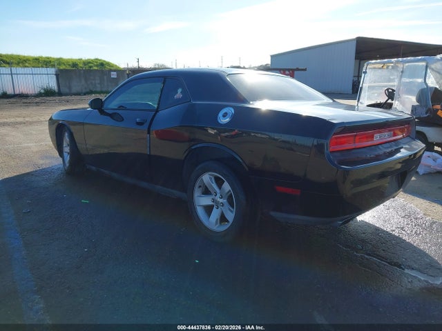 2C3CDYAG0EH204008 Dodge Challenger Sxt