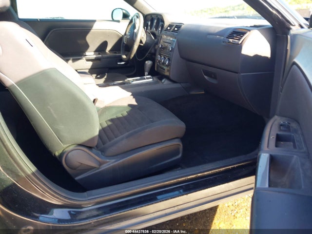 2C3CDYAG0EH204008 Dodge Challenger Sxt