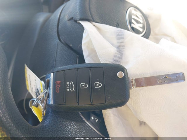 2018 KIA OPTIMA 5XXGT4L38JG234972 Photo 10