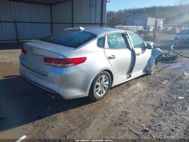 2018 KIA OPTIMA 5XXGT4L38JG234972 Photo 3