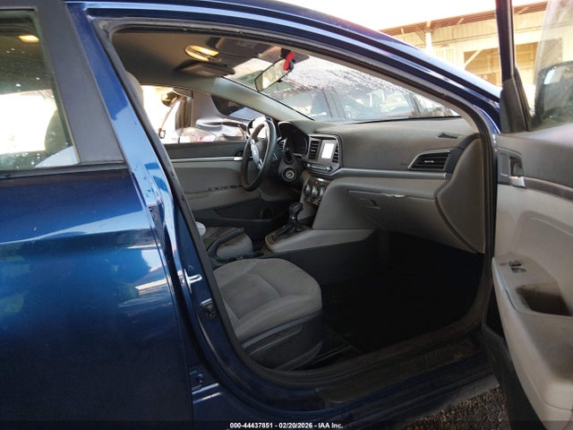 2019 Hyundai Elantra Se მანქანა იყიდება აუქციონზე, vin: 5NPD74LF3KH456374, აუქციონის ნომერი: 44437851