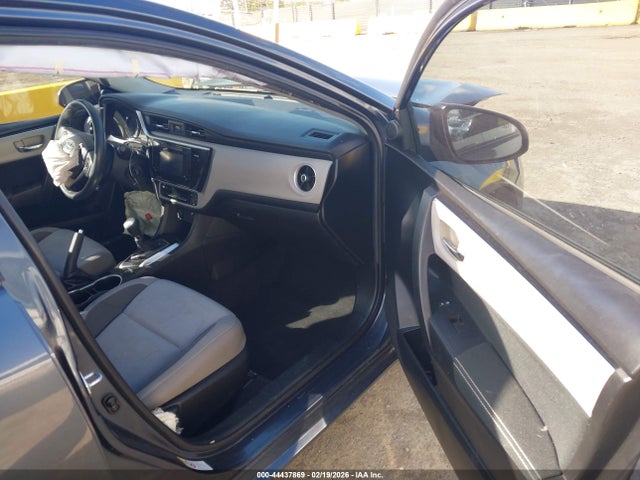 Toyota COROLLA LE 2017 5YFBURHEXHP675857 Image 5