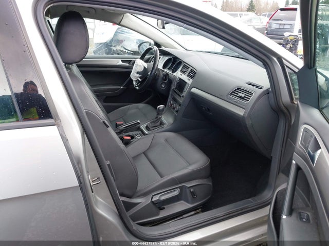 3VWC17AU1FM502636 Volkswagen Golf Sportwagen Tsi S 4-door