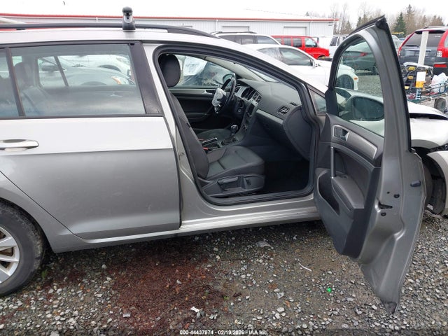 3VWC17AU1FM502636 Volkswagen Golf Sportwagen Tsi S 4-door