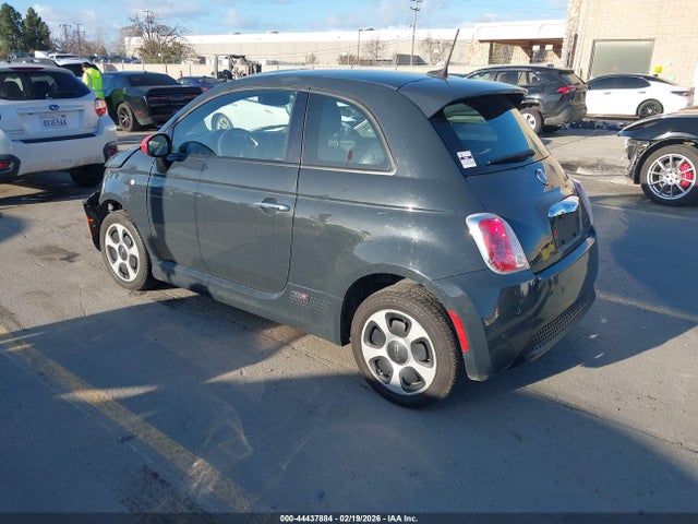 Fiat 500E BATTERY ELECTRIC 2017 3C3CFFGE5HT550555 Image 3