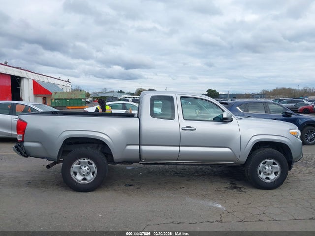 5TFSX5EN0GX044085 Toyota Tacoma Sr