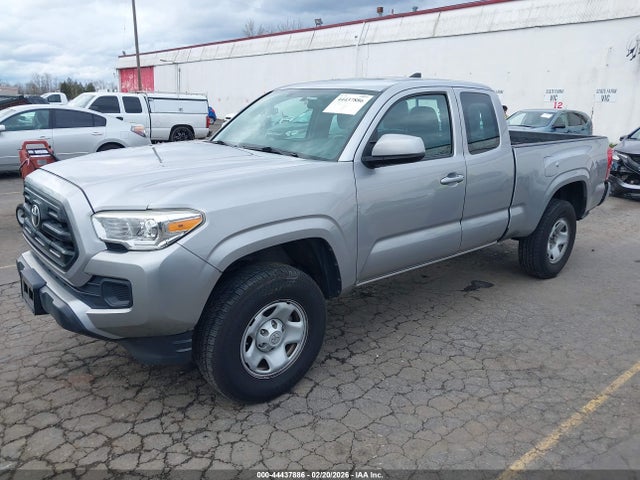 5TFSX5EN0GX044085 Toyota Tacoma Sr