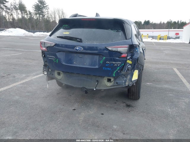44437898 :رقم المزاد ، 4S4BTGND6P3163972 vin ، 2023 Subaru Outback Limited Xt مزاد بيع