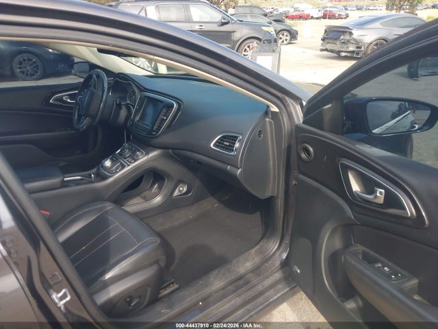44437910 :رقم المزاد ، 1C3CCCCG0GN190219 vin ، 2016 Chrysler 200 C Platinum مزاد بيع