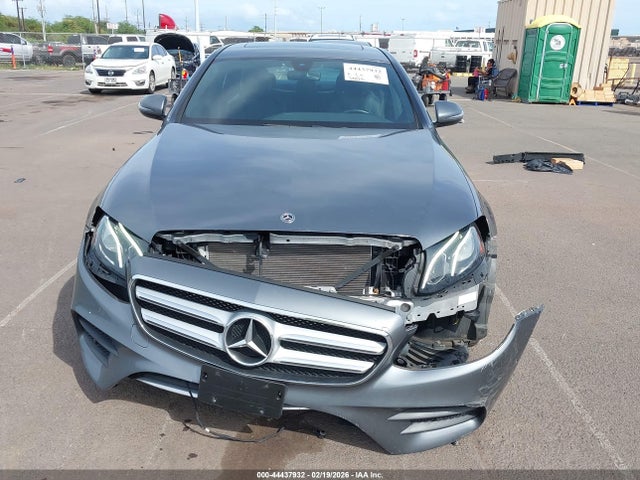 Продаж на аукціоні авто 2018 Mercedes-benz E 300, vin: WDDZF4JB9JA476018, номер лоту: 44437932