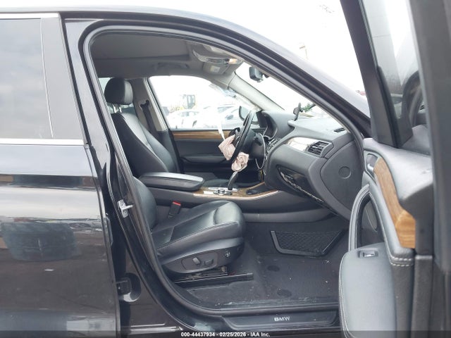 2014 BMW X3 5UXWX9C51E0D31941 Photo 4