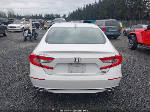 1HGCV2F98JA003872 Honda Accord Touring 2.0t