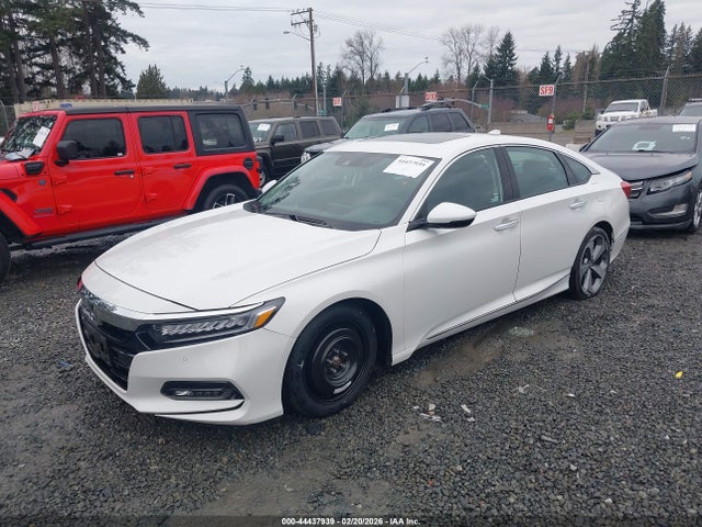 1HGCV2F98JA003872 Honda Accord Touring 2.0t