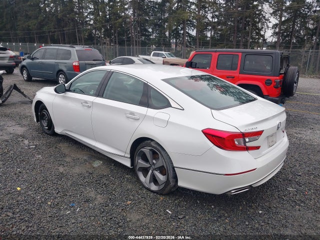 1HGCV2F98JA003872 Honda Accord Touring 2.0t