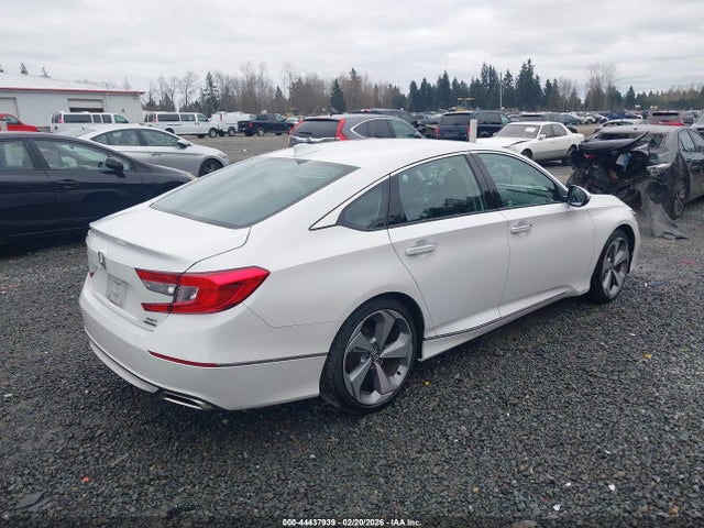 1HGCV2F98JA003872 Honda Accord Touring 2.0t