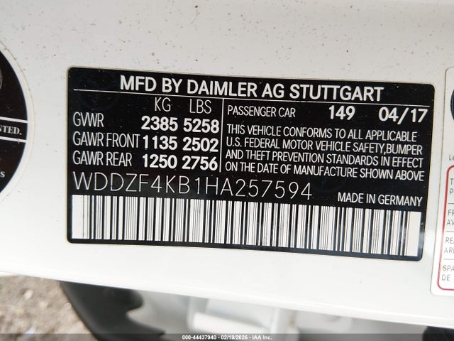 2017 MERCEDES-BENZ E 300 WDDZF4KB1HA257594 Photo 8