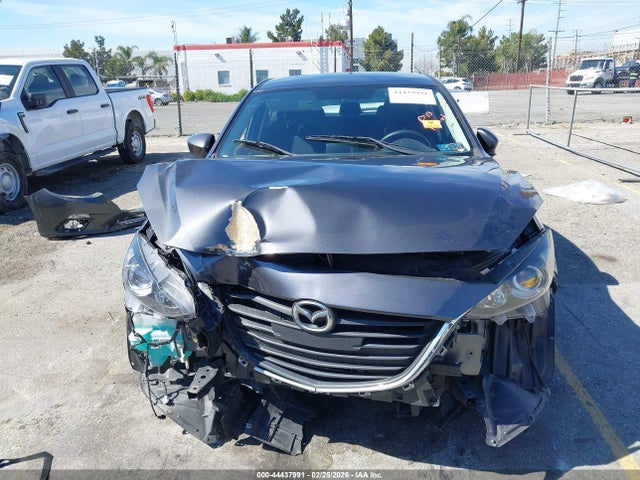 JM1BM1K70F1269535 Mazda Mazda3 I Sport