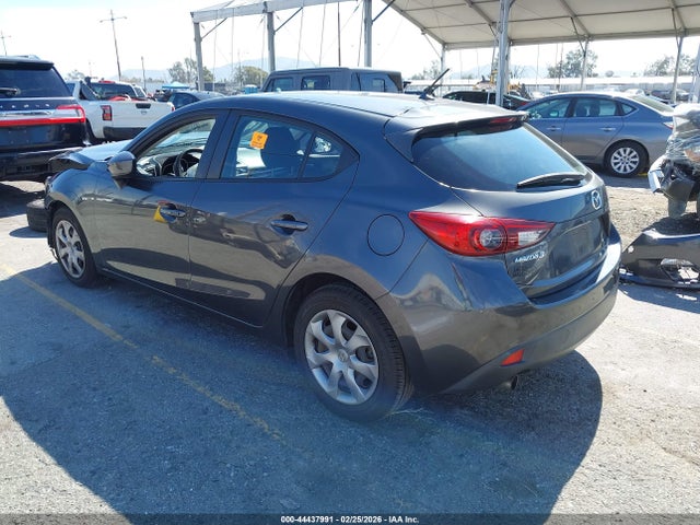 JM1BM1K70F1269535 Mazda Mazda3 I Sport