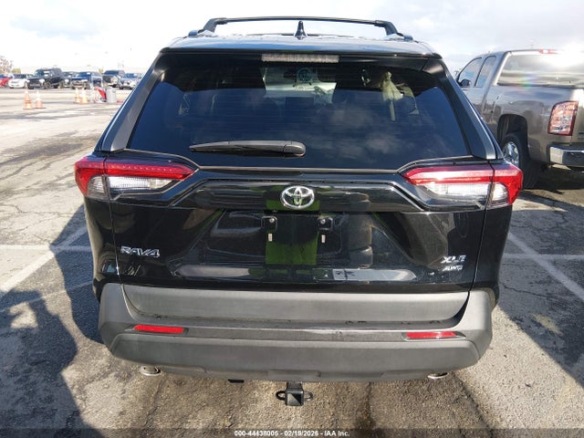 2T3A1RFV5NC273092 Toyota Rav4 Xle Premium