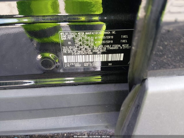 2T3A1RFV5NC273092 Toyota Rav4 Xle Premium