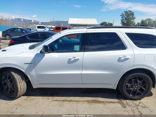 Продаж на аукціоні авто 2026 Dodge Durango Gt Plus Hemi V8 Awd, vin: 1C4SDJCT5TC160533, номер лоту: 44438069