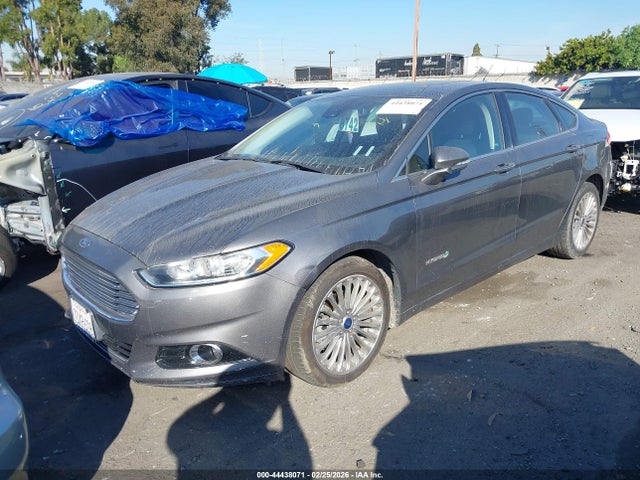 Ford Fusion Hybrid Titanium 2014 3FA6P0RU1ER241686 Image 2