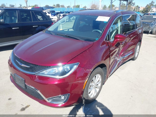 44438072 :رقم المزاد ، 2C4RC1BG2KR587986 vin ، 2019 Chrysler Pacifica Touring L مزاد بيع