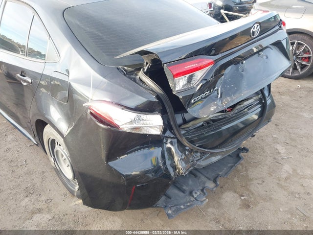 5YFEPRAE6LP104048 Toyota COROLLA LE