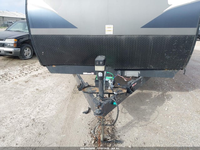 4YDT29020KS371922 Keystone Other