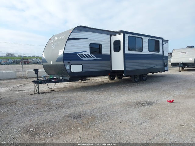 4YDT29020KS371922 Keystone Other