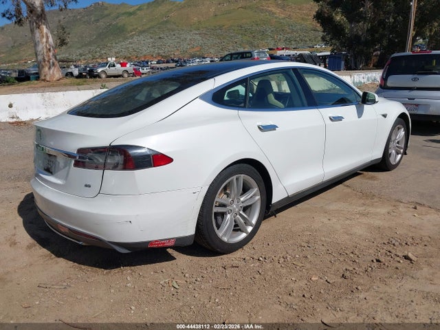 2013 TESLA MODEL S 5YJSA1CN3DFP10391 Photo 3