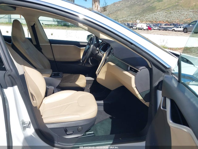 2013 TESLA MODEL S 5YJSA1CN3DFP10391 Photo 4