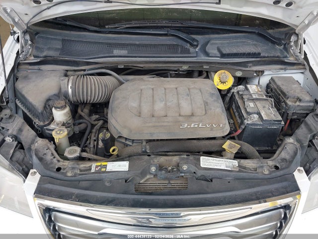 2C4RC1BG7ER435481 Chrysler Town &amp; Country Touring