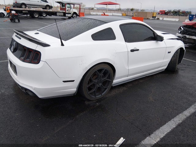 1ZVBP8CF5E5316049 Ford Mustang Gt Premium