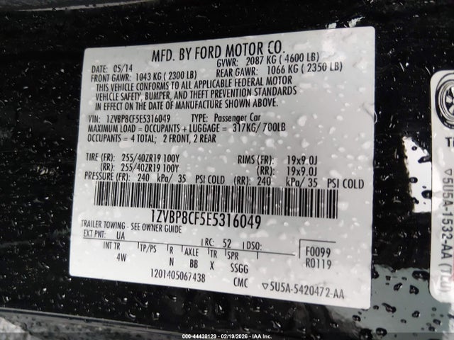 1ZVBP8CF5E5316049 Ford Mustang Gt Premium