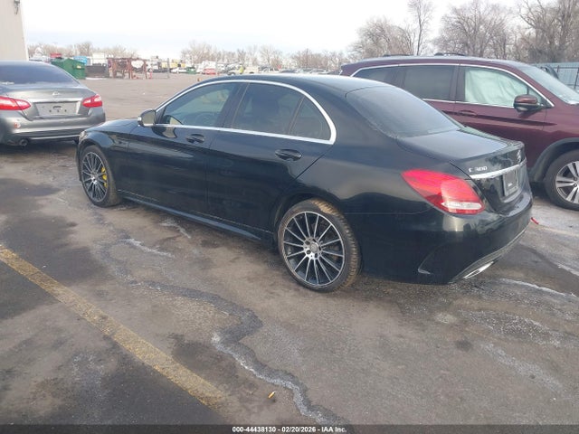 2015 MERCEDES-BENZ C 300 55SWF4KB3FU036708 Photo 2