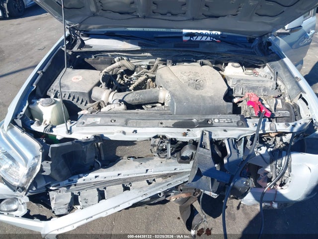 3TMCZ5AN7KM200786 Toyota Tacoma Trd Off Road