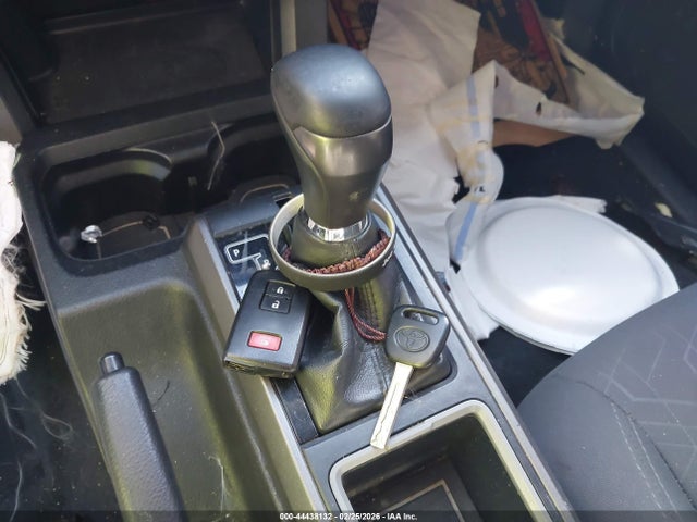3TMCZ5AN7KM200786 Toyota Tacoma Trd Off Road