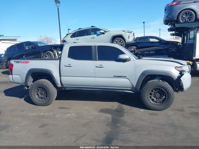 3TMCZ5AN7KM200786 Toyota Tacoma Trd Off Road