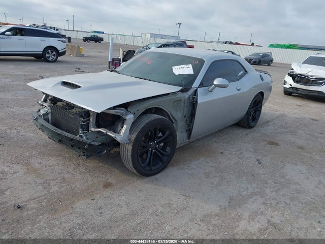 44438146 :رقم المزاد ، 2C3CDZBT9LH124723 vin ، 2020 Dodge Challenger R/t مزاد بيع