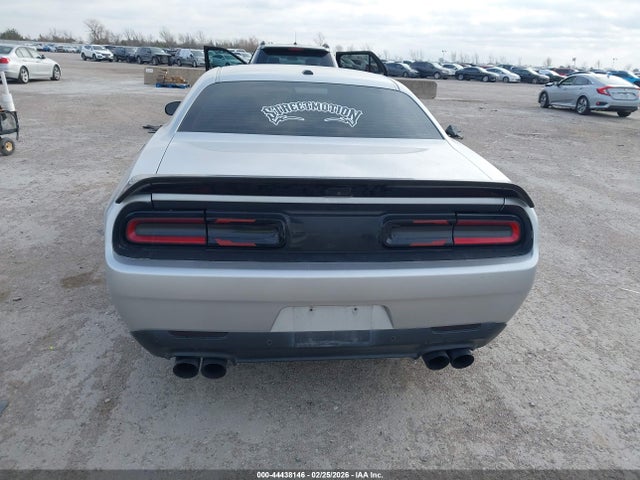 44438146 :رقم المزاد ، 2C3CDZBT9LH124723 vin ، 2020 Dodge Challenger R/t مزاد بيع