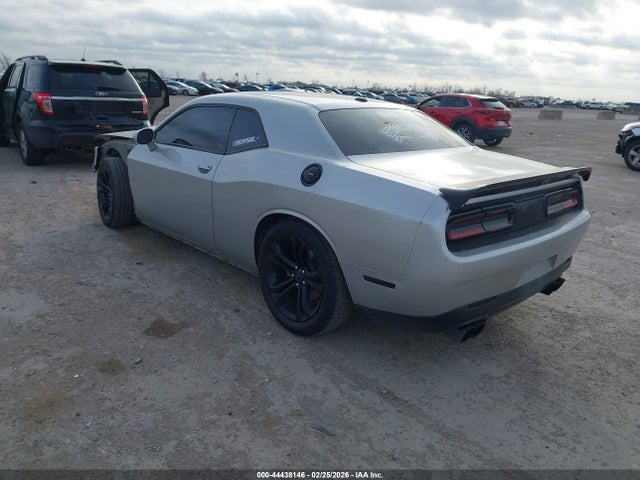 2020 DODGE CHALLENGER 2C3CDZBT9LH124723 Photo 2