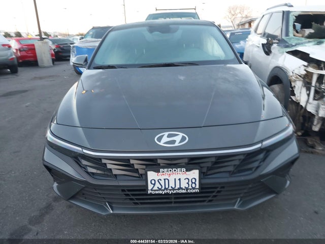 KMHLL4DGXSU913522 Hyundai ELANTRA SE