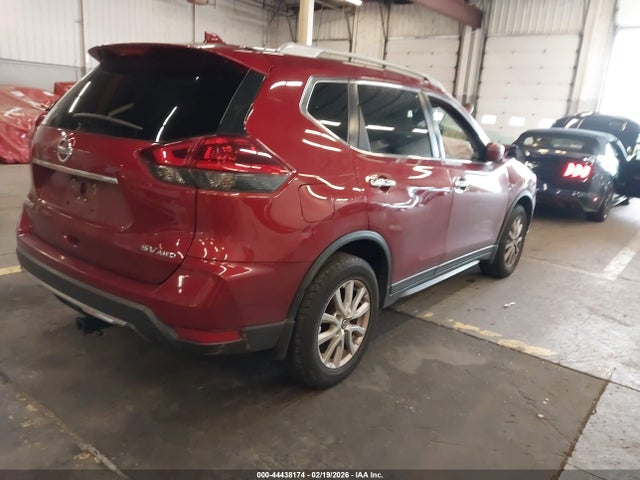 5N1AT2MV1JC701686 Nissan ROGUE SV