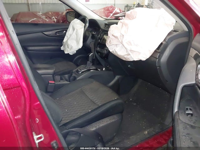 5N1AT2MV1JC701686 Nissan ROGUE SV