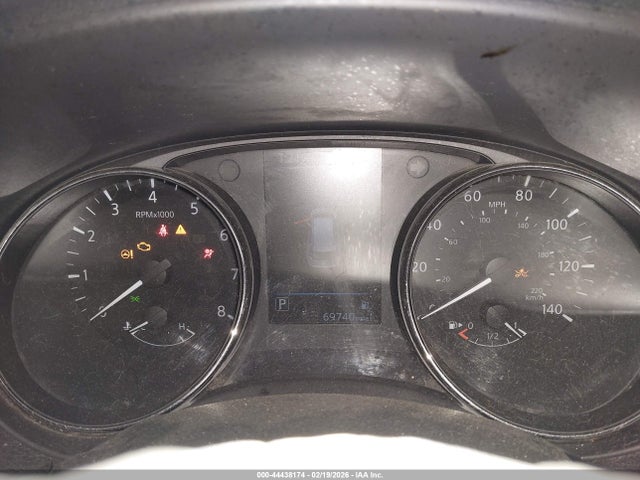 5N1AT2MV1JC701686 Nissan ROGUE SV