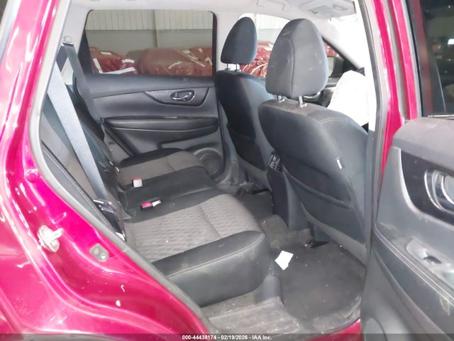 5N1AT2MV1JC701686 Nissan ROGUE SV